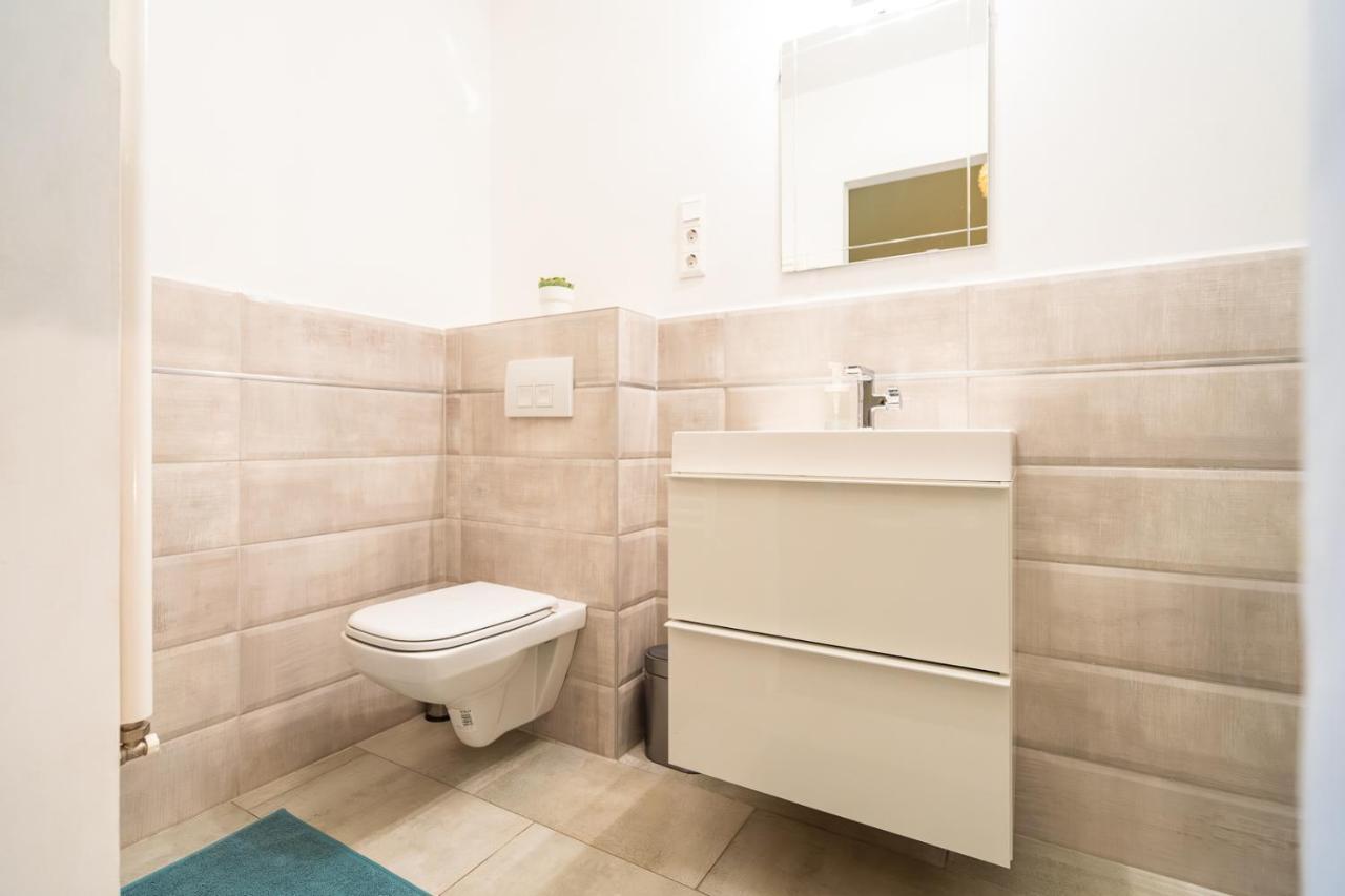 Spacious Luxury Apartment At The Heart Of Budapest Budapeste Exterior foto